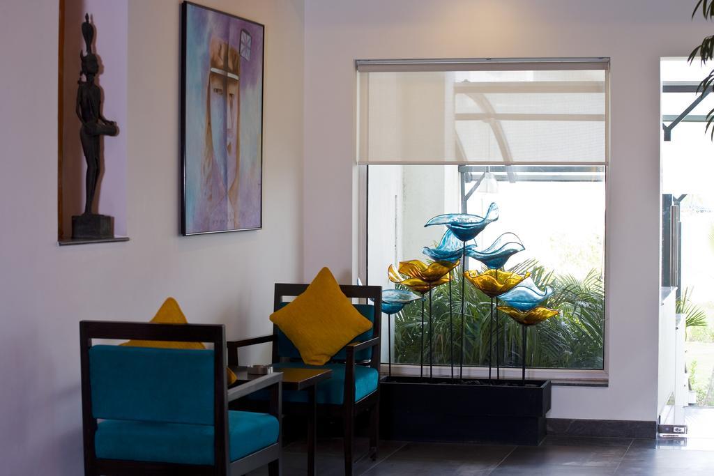 Lemon Tree Hotel, Udyog Vihar, Gurugram Gurgaon Esterno foto